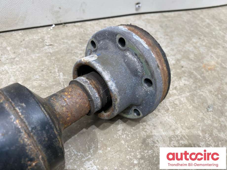 Mellomaksel til Audi A4, Allroad 2009-2016 (Type I) (B8) (B8) (...|8K0521101S|8K0 521 101 S|)