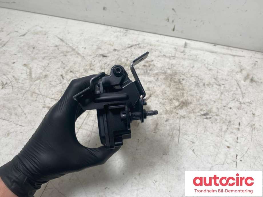 Parkeringskamera foran til Volvo XC90 2015-2025 (Type II)  (DELPHI AUTOMOTIVE|32209885|36011561|)