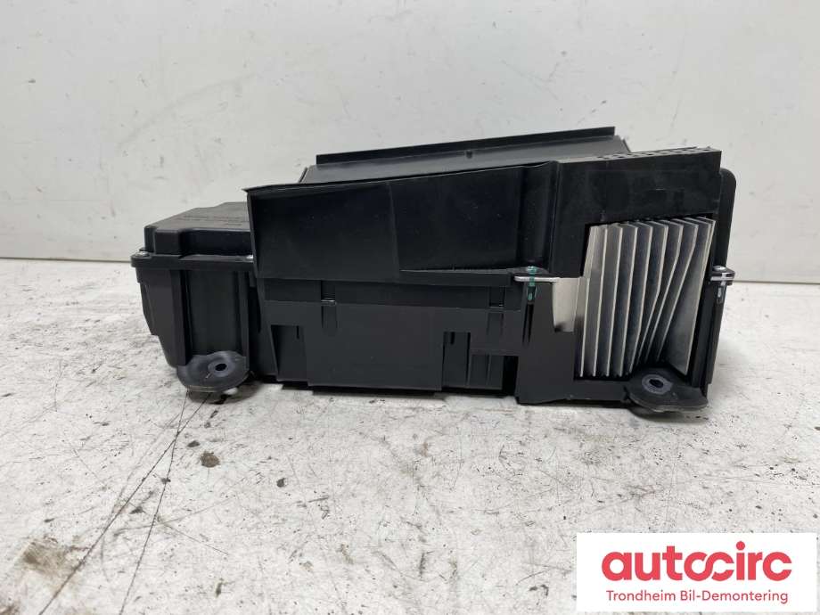 Instrument head-up display (HUD) til Volvo XC90 2015-2025 (Type II)  (DENSO|31687415|36011454|)