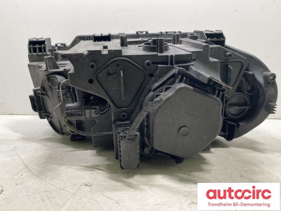 Frontlykt venstre xenon til BMW X3 2007-2010 (Fase 2) (E83) (E83) (AL|63123456039|3456039|)