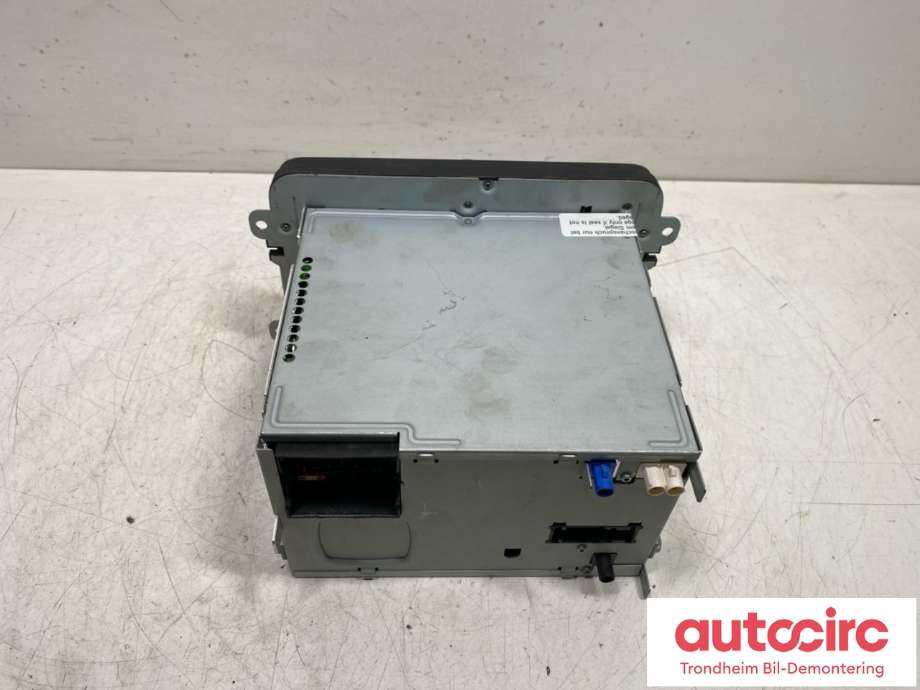 Bilstereo navigasjon til VW Touran 2010-2015 (Type I, Fase 3)  (2K0035279C|2K0035279CX|)