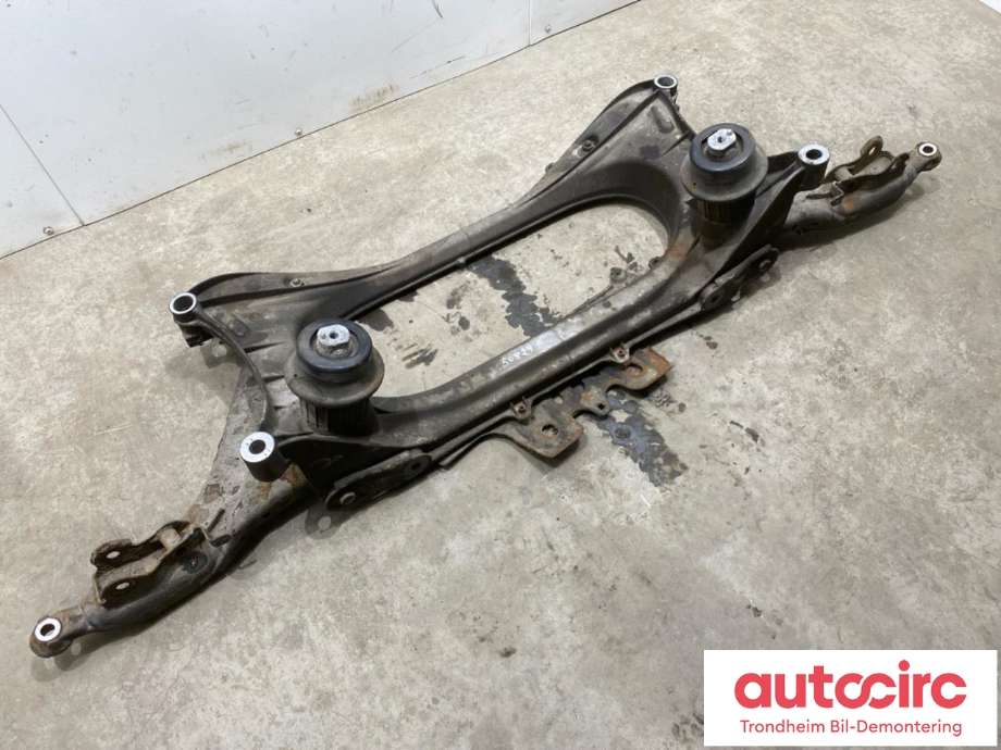 Travers foran hoved til Lexus GS 2005-2012 (Type III) (S190) (S190) (...|51201-30130|51201-30140|)