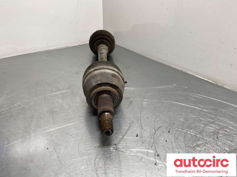 Drivaksel venstre foran, diesel/automat til Mazda 6 2013-2015 (Type III, Fase 1)  (FTB4-25-60X|FTB42560X|)