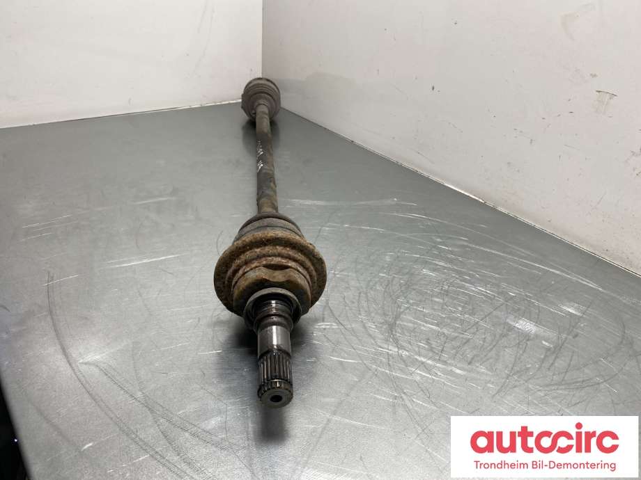 Drivaksel høyre bak, diesel/automat til Mazda 6 2013-2015 (Type III, Fase 1)  (RTA3-25-50X|RTA32550X|)