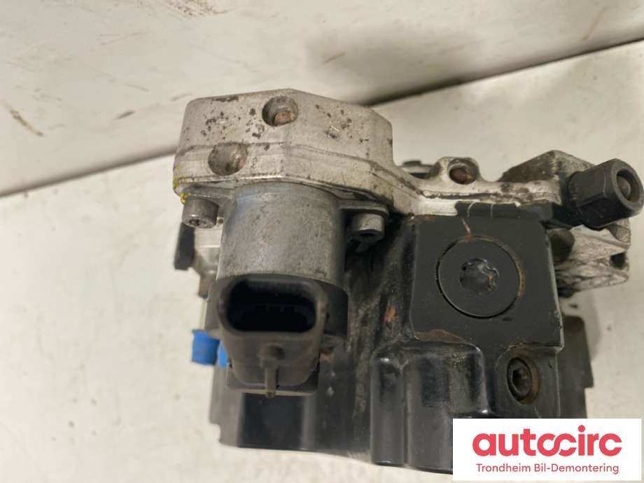 Dieselpumpe til Hyundai Santa Fe 2006-2009 (Type II, Fase 1)  (BOSCH|33100 27400|0 445 010 121|)