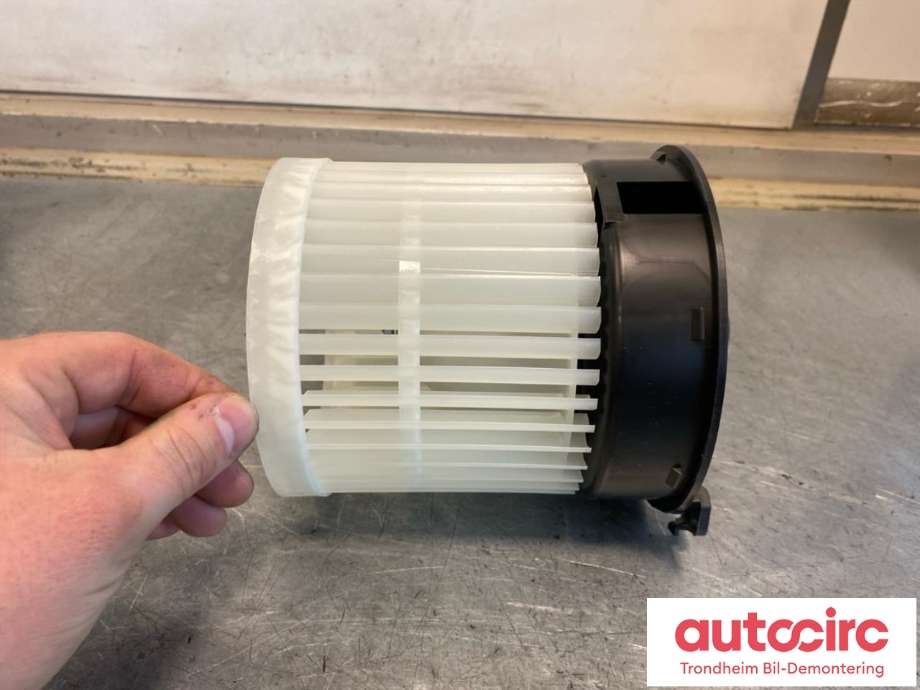 Varmeapparat motor til Nissan X-Trail 2014-2022 (T32) (T32) (272264BA0A|272264BC0A|272264BG0B|272264EM0A|)