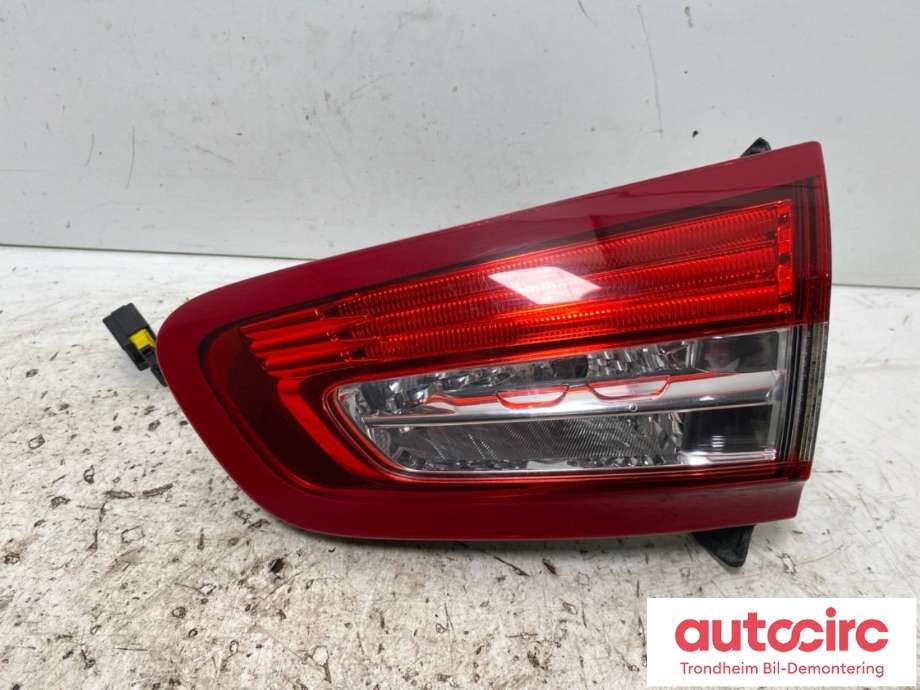 Baklykt høyre indre til Citroën DS5, 2012-2017  (AL|9803167980)