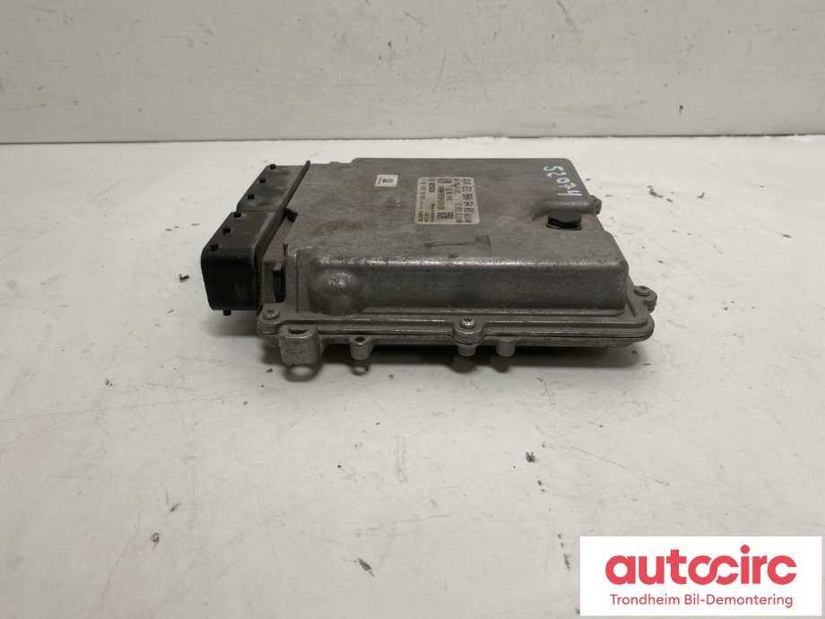 Styreenhet motor til Mercedes GLC 2015-2022 (X253) (X253) (BOSCH|A6519006401|0281030556|)