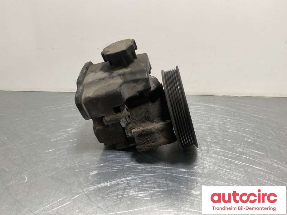 Servo pumpe mekanisk til Mercedes C-Klasse 2007-2011 (Fase 1) (W204) (W204) (ZF|A0044667001|)