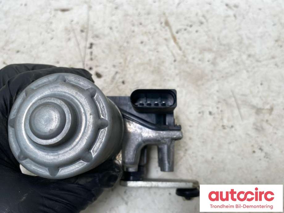 Viskermotor frontrute til Tesla Model 3 2024-->> (Fase 2) (BOSCH|1859749-00-A|)