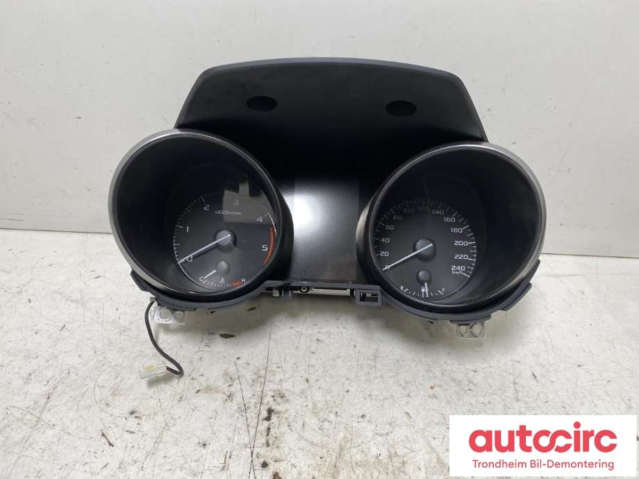 Instrumentpanel til Subaru Outback, 2015-2020 (Type V)  (SUBARU|85003AL040)