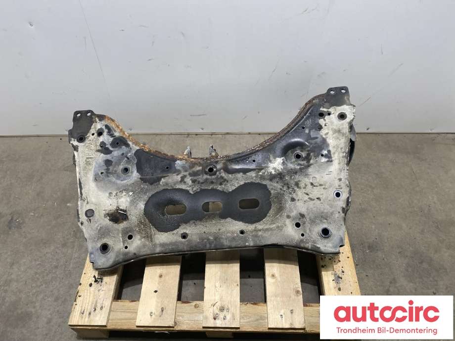 Travers foran hoved til Nissan Qashqai 2014-2021 (Type II)  (54401HV00A|)
