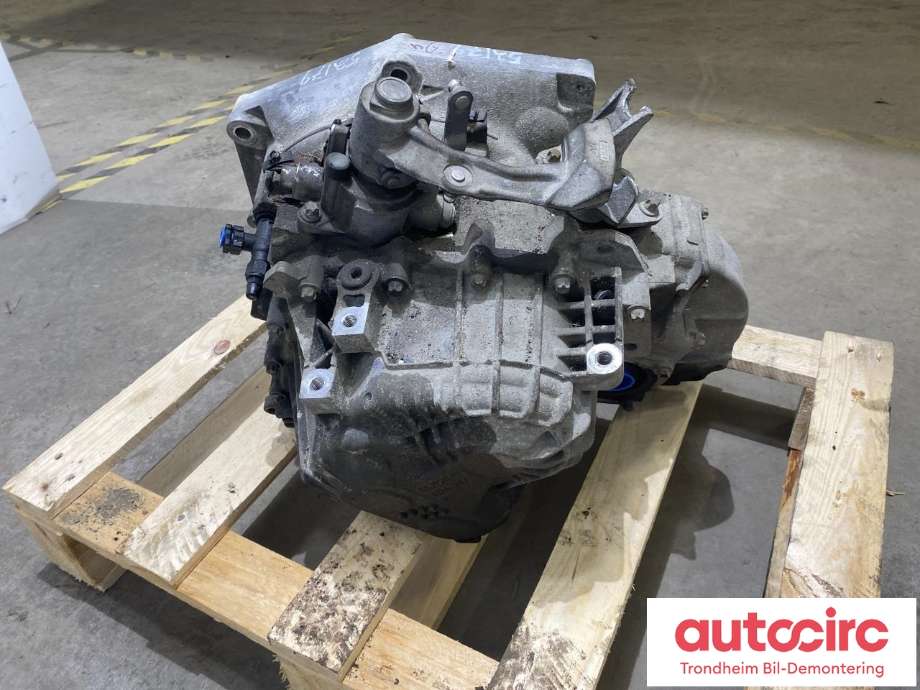 Girkasse manuell 6-trinn til Opel Insignia A 2009-2014  (LES INFO|55565313|55584362|)