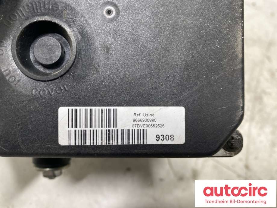 ABS sentral til Peugeot 5008 2010-2017 (Type I)  (BOSCH|4541 QG|16 075 104 80|)