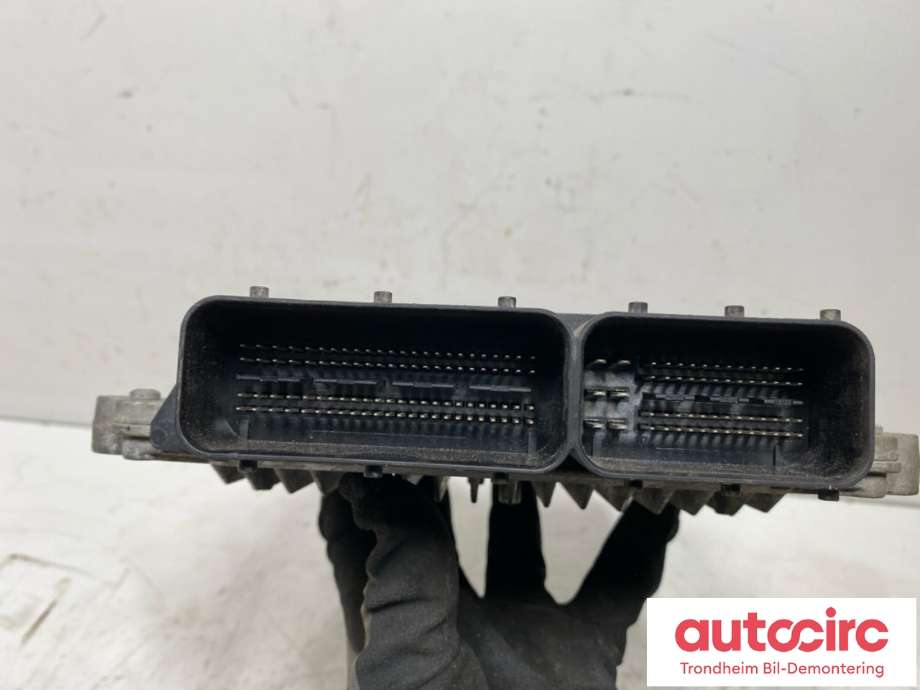 Styreenhet motor til Mercedes CLS 2011-2017 (C218) (C218) (BOSCH|A6421508900|0 281 016 656|A 006 446 446 71 40)