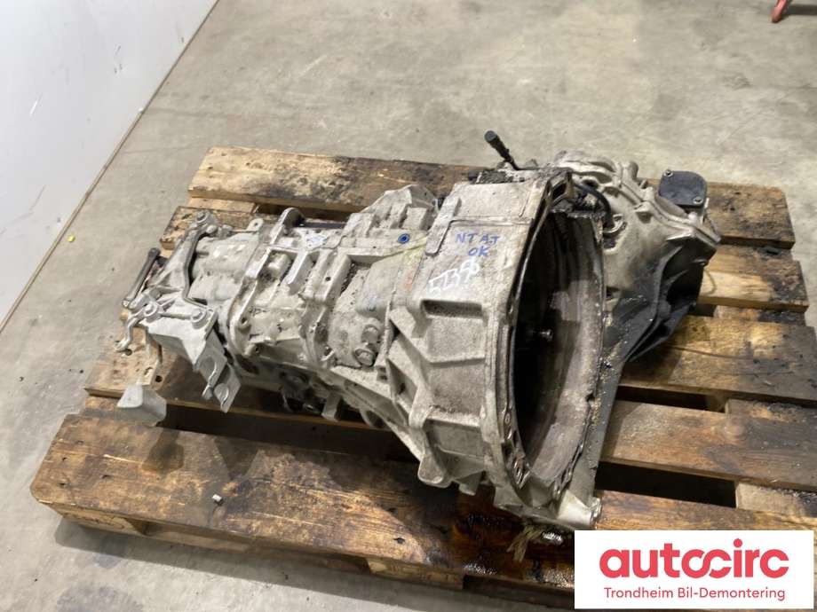 Girkasse 4WD komplett til Ford Transit 2014-->>  (MT82, 6 TRINNS|2498755| 2694407|KK3V-7003-AD|RMKK3V-7003-AD|)