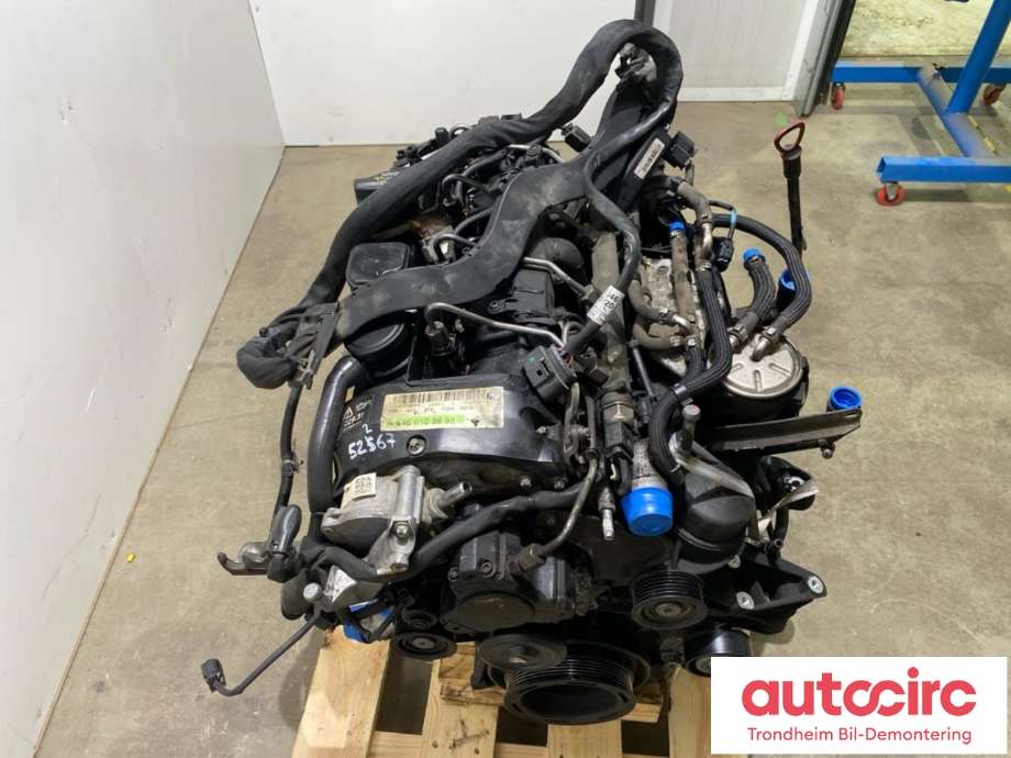 Motor diesel til Mercedes C-Klasse 2007-2011 (Fase 1) (W204) (W204) (OM646.811|A 646 010 86 98|A 646 010 86 98 80|)