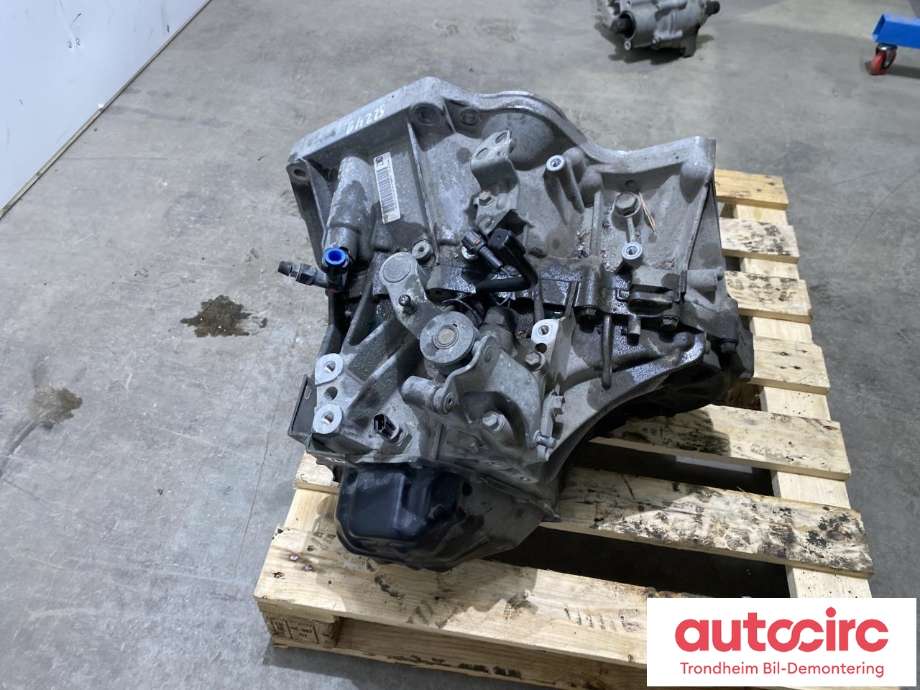Girkasse manuell til Suzuki SX4 S-CROSS 2013-->> (Type II)  (...|2400067841|)