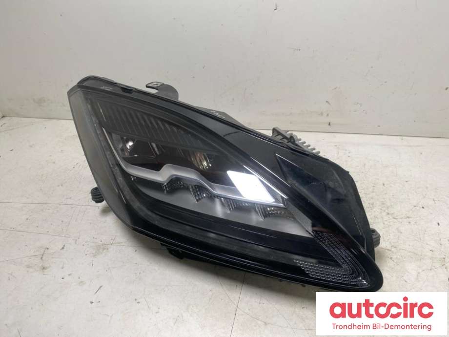 Frontlykt høyre full-LED til Jaguar E-PACE 2017-->> (X540) (X540) (VARROC|J9C3-13W029-EC|J9C5246|J9C20688| J9C313W029EC| J9C313W029ED)