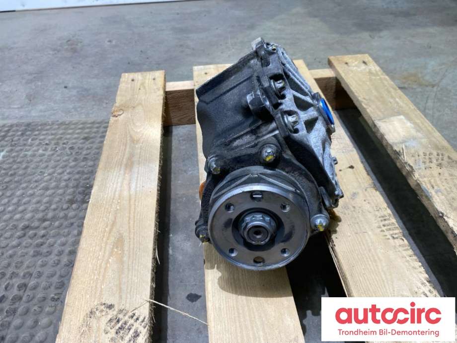 Kardang klokke foran til Mercedes GLK 2008-2015 (X204) (X204) (A2213301702|A2213307200|)