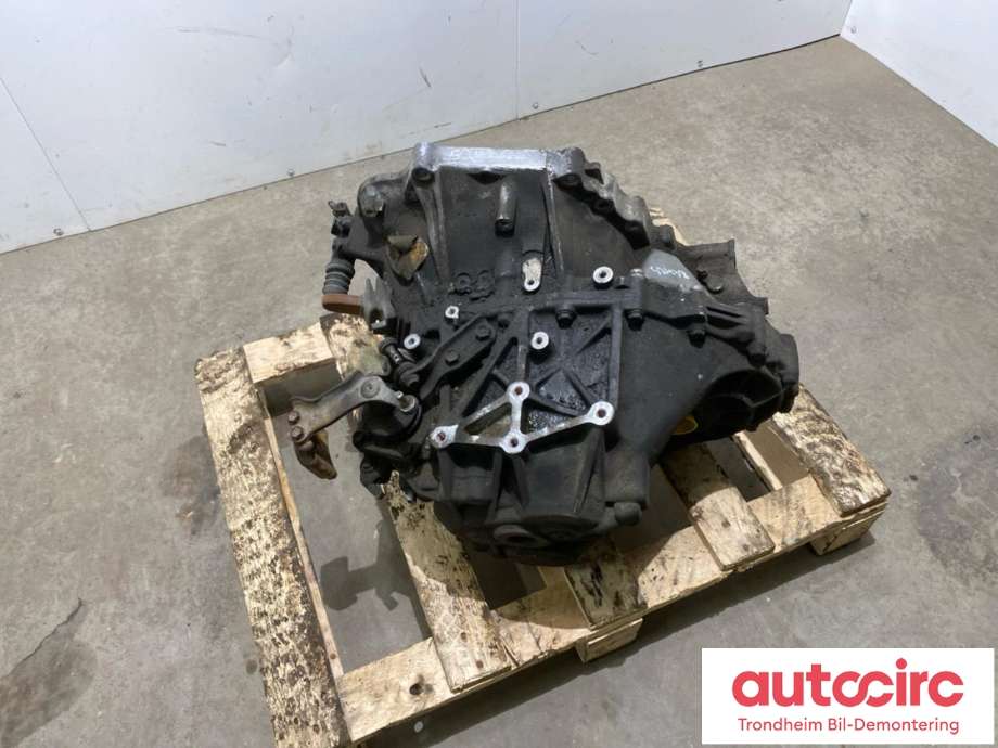 Girkasse manuell 6-trinn til Toyota Avensis 2003-2008 (Type II)  (...|30300-2D140|30300-2D141|)