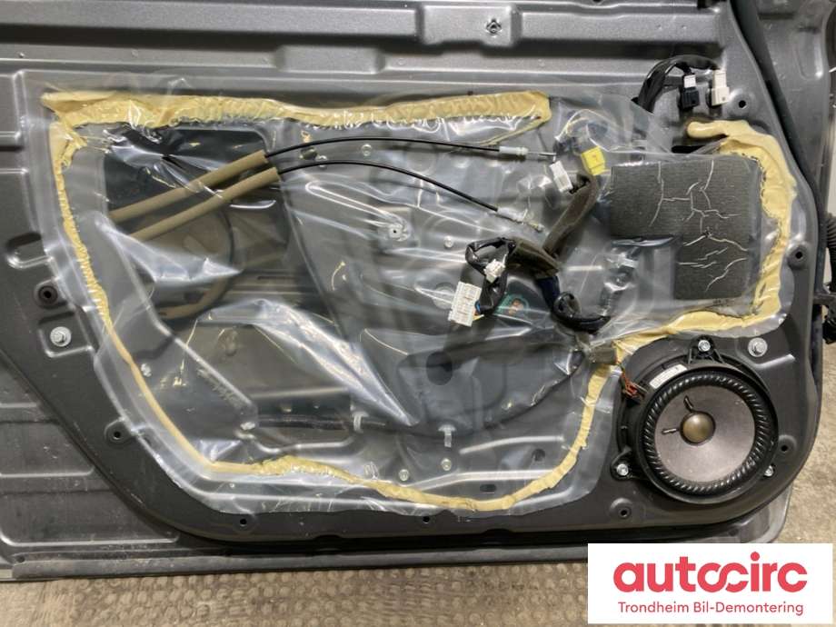 Dør venstre foran til Nissan Leaf 2018-->> (Type II)  (H01015SLMA|)