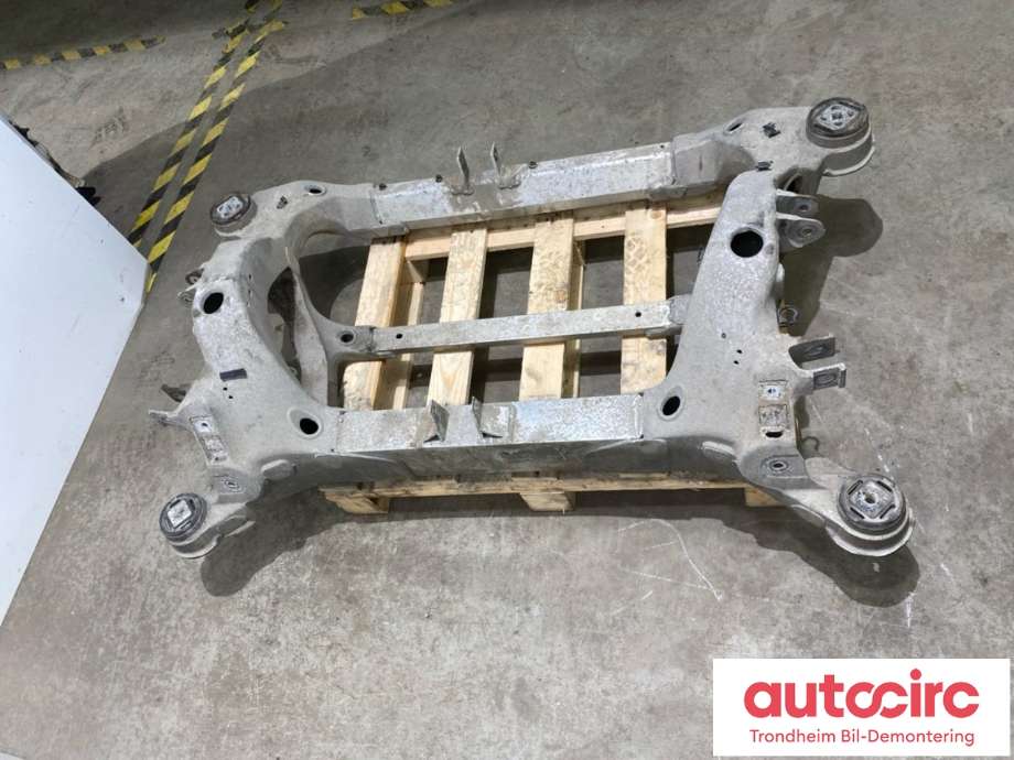 Travers bak til Tesla Model S 2013-2016 (Fase 1)  (6007012-00-E|6007012-00-L|)