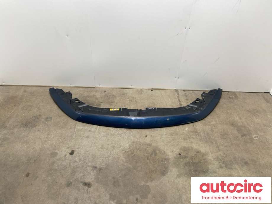 Frontplate øvre til Mercedes EQA, 2021-->>  (..|A 243 880 22 02)