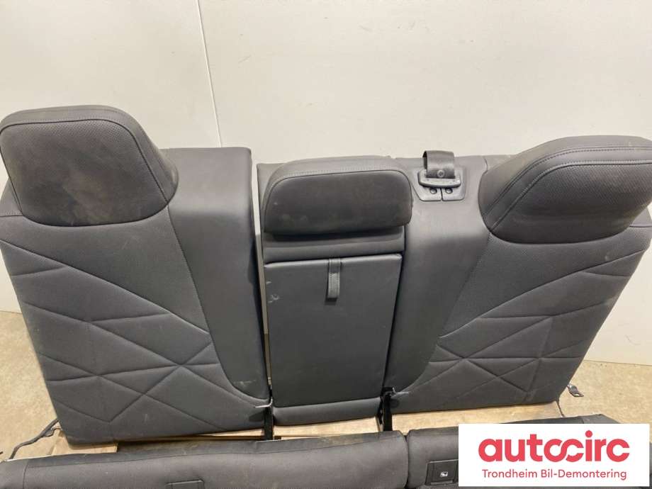 Sete bak til BMW iX 2021-->> (I20) (I20) (52 20 5 A04 EF5|52 20 5 A04 EB8|)