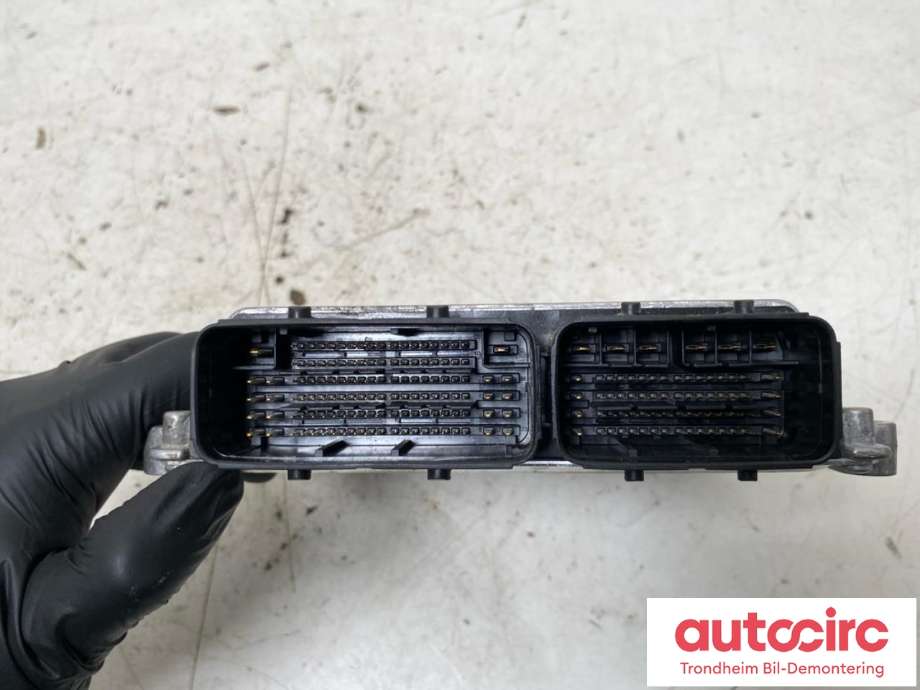 Styreenhet motor til Peugeot 2008 2013-2019 (Type I)  (..|9811675880|1628930180|)