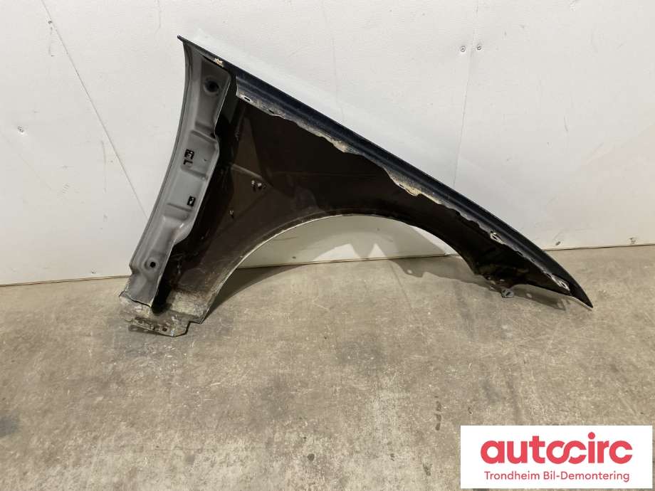Skjerm venstre foran til Jaguar XF 2008-2015 (X250) (X250) (C2Z16959|CX2316006AG|)