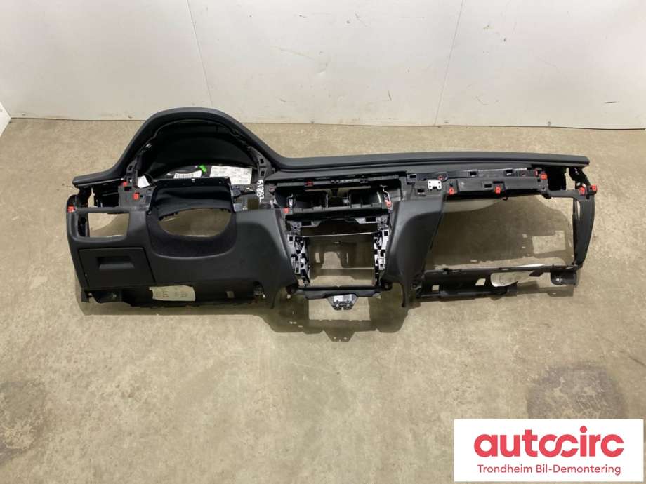 Dashbord til BMW X5, 2013-2018 (F15) (F15) (51459298600)