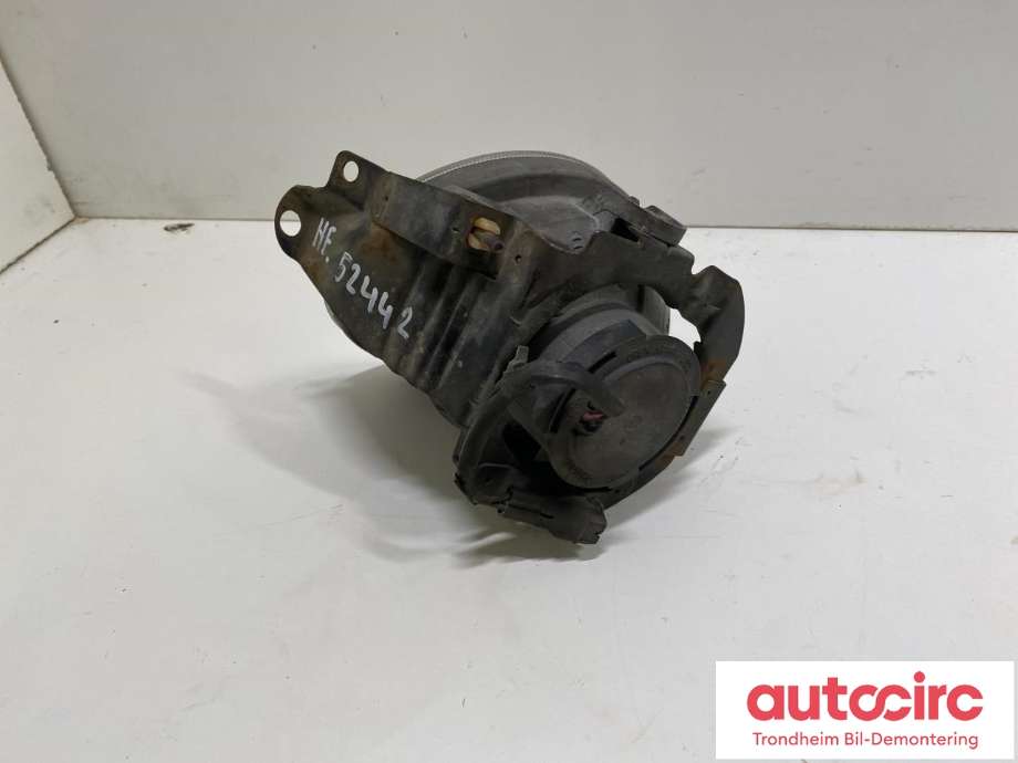 Tåkelykt høyre foran til Subaru Forester 2002-2005 (Type II, Fase 1)  (..|84501-SA100|84501-SA001|84501-SA000| 84501SA100| 84501SA001| 84501SA000)