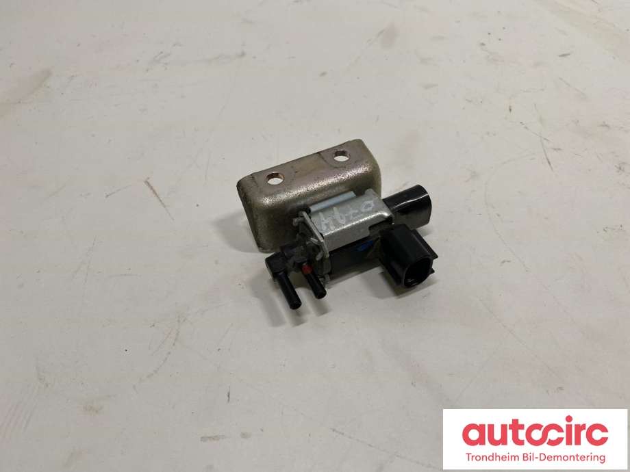 Vakuumventil til Mitsubishi Pajero, 2016-2019 (Type IV, Fase 2)  (..|8657A166)