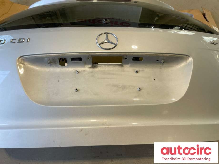 Bakluke til Mercedes ML 2005-2011 (W164) (W164) (LES INFO|A1647400105|A1647400605|A1647401405)