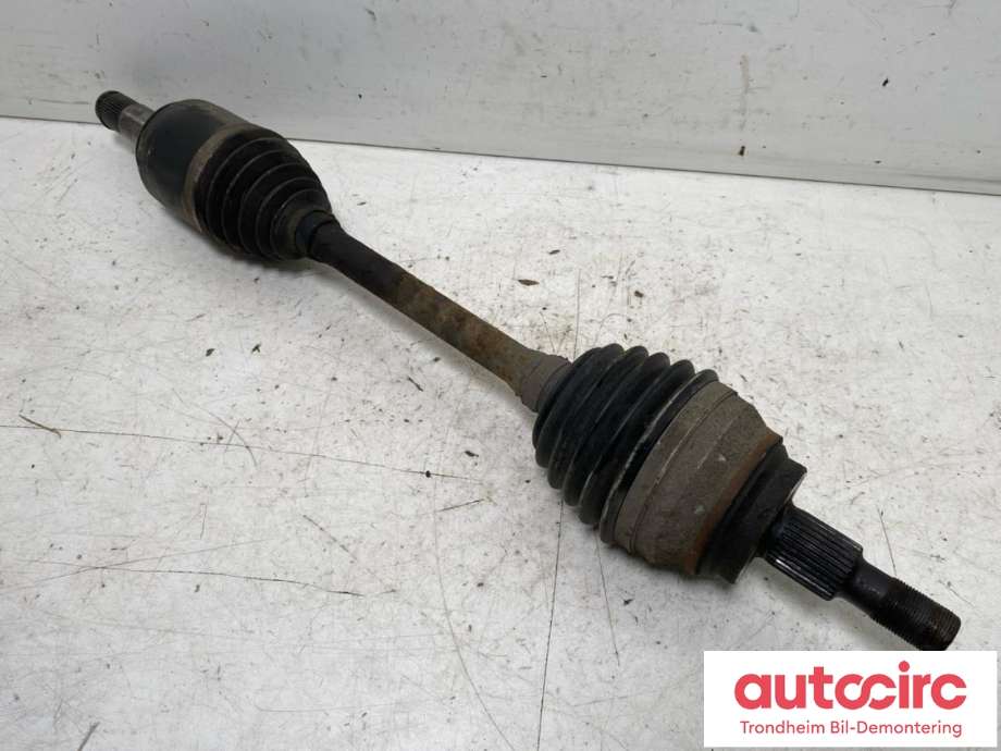 Drivaksel venstre foran, diesel/automat til Mercedes ML 2005-2011 (W164) (W164) (..|A1643300801|)