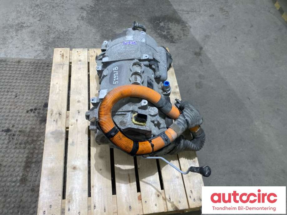 Motor elbil bak til Jaguar I-PACE 2018-->>  (T4K9605|J9D375764AG| T4K20799|J9D375764AN)