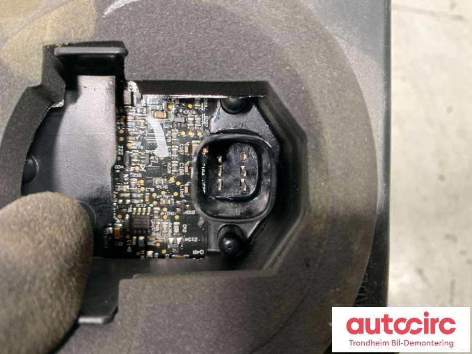 Baklykt høyre ytre til Tesla Model S 2013-2016 (Fase 1) (6005921-00-B|6005921|6005921-00-C| 6005921-00-D| 6005921-00-E| 0005921-00-F)