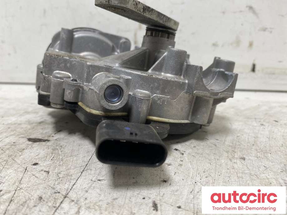 Viskermotor frontrute til BMW 4-Serie 2013-2020 (F32/F33/F36) (F32/F33/F36) (VALEO|7267503|61617260488|)