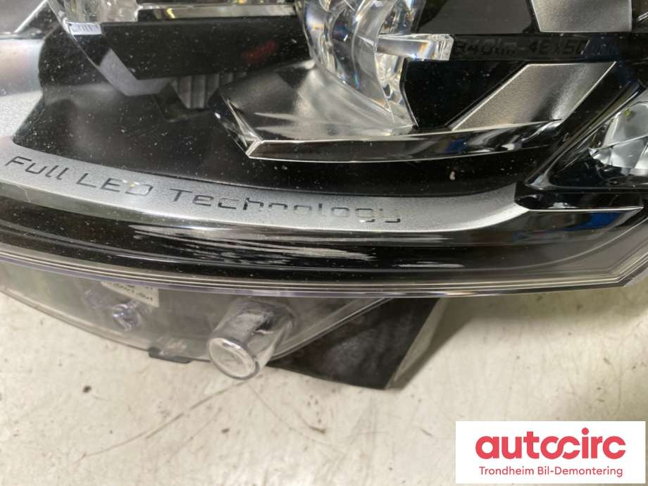 Frontlykt venstre full-LED til Peugeot 508 2014-2018 (Type I, Fase 2)  (9807241780|1612495380|)