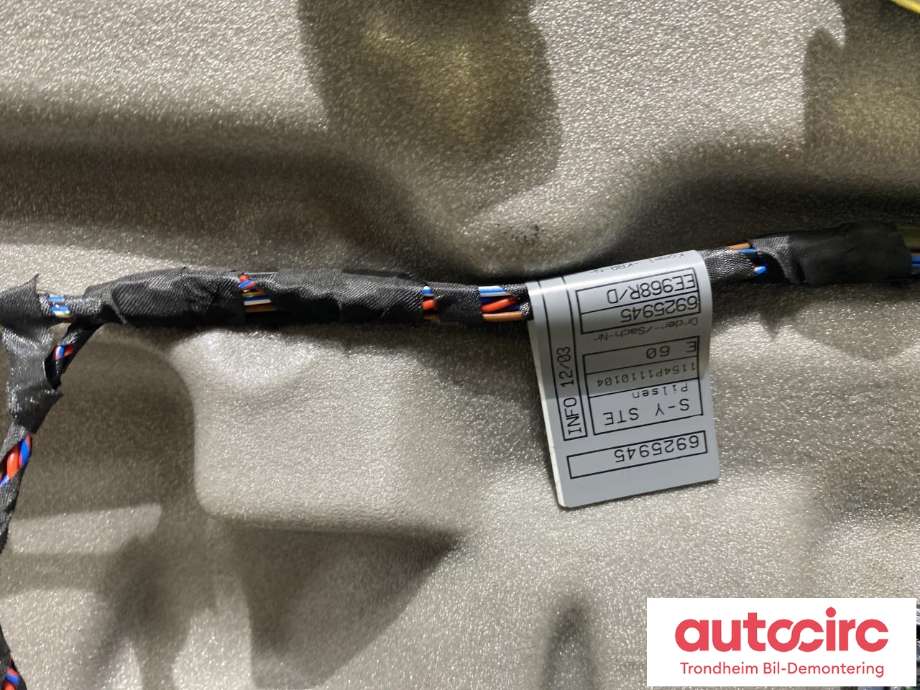 Dør venstre bak til BMW 5-Serie 2003-2010 (E60/E61) (E60/E61) (LES INFO|41009631831|)