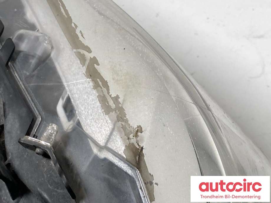 Frontlykt høyre xenon til BMW 3-Serie 2012-2018 (F30/F31/F34) (F30/F31/F34) (..|63117259554|63117338708|)