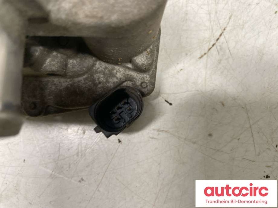 Spjeldhus til Kia Sportage 2010-2016 (Type III) (351002F000|)