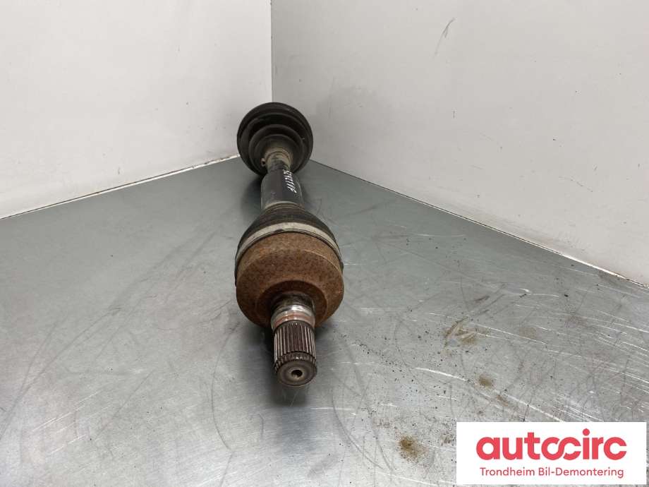 Drivaksel venstre foran, diesel/automat til Volvo XC60 2014-2017 (Type I, Fase 2)  (31367536|36012415|)