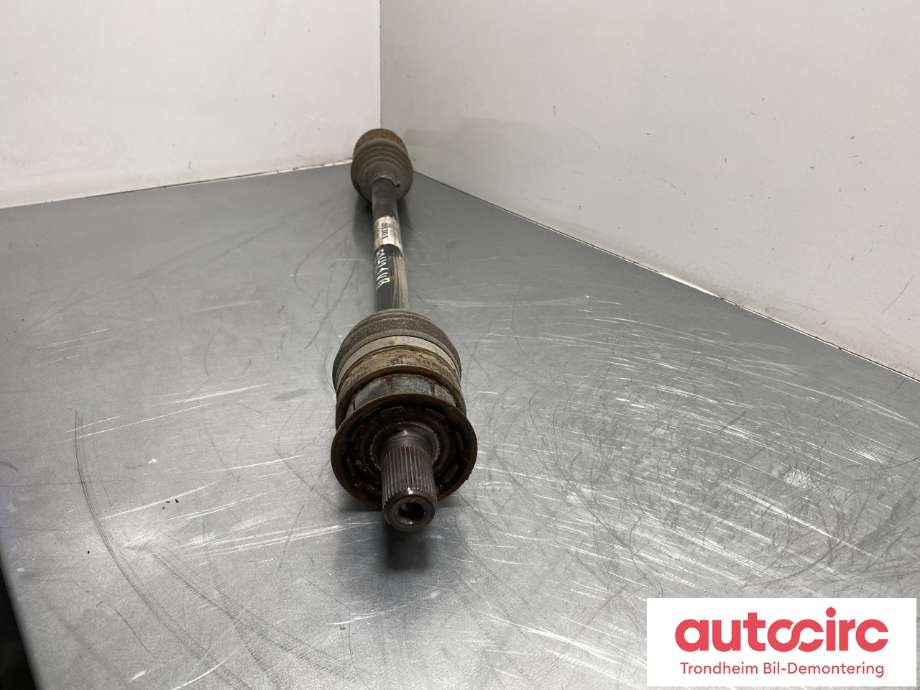 Drivaksel venstre bak, diesel/automat til Volvo XC60 2014-2017 (Type I, Fase 2)  (31325135|36001876|)