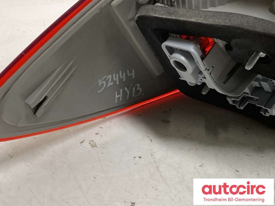 Baklykt høyre ytre til Mercedes B-Klasse 2011-2018 (W246) (W246) (A2468200664|)