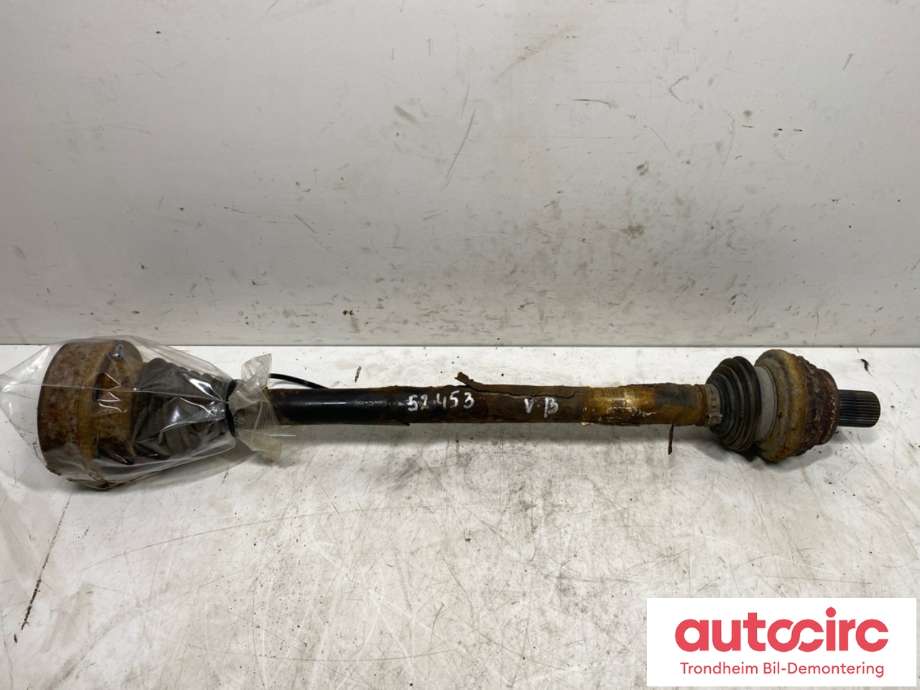Drivaksel venstre bak, diesel/manuell til VW Passat 2015-2019 (Fase 1) (B8) (B8) (3Q0501203C|3Q0501203CX|)
