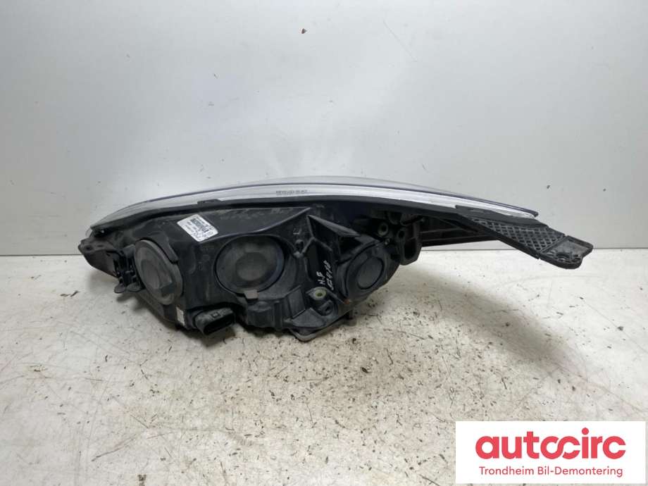 Frontlykt høyre xenon til Ford Focus, electric 2012-2018  (...|2004298|BM5113005JB|CM58-13D154-BA)