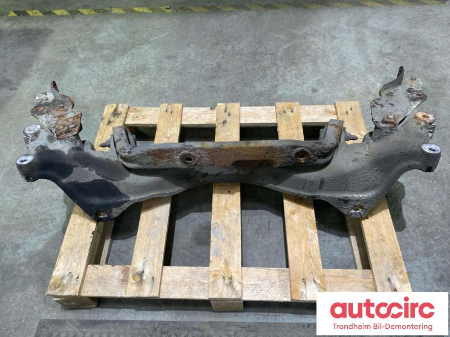Travers bak til Mitsubishi Lancer 2003-2007  (MR510061|)