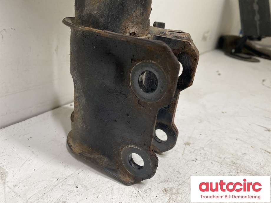 Fjærbein høyre foran til Opel Meriva B 2010-2017  (93168996|)